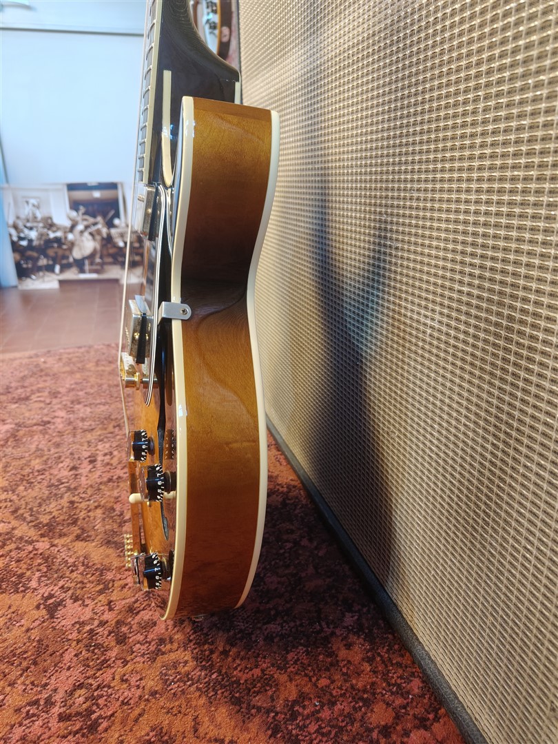 Gibson Howard Robert Fusion III 3 – 1992 – Vintage Sunburst