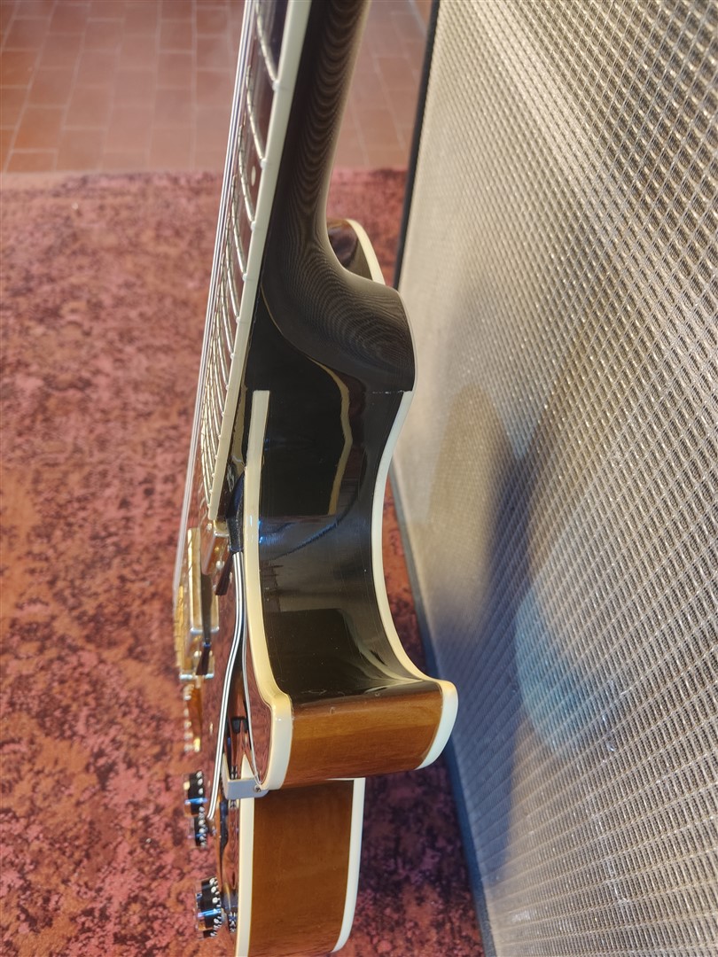 Gibson Howard Robert Fusion III 3 – 1992 – Vintage Sunburst