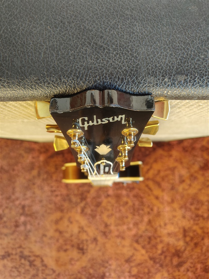 Gibson Howard Robert Fusion III 3 – 1992 – Vintage Sunburst