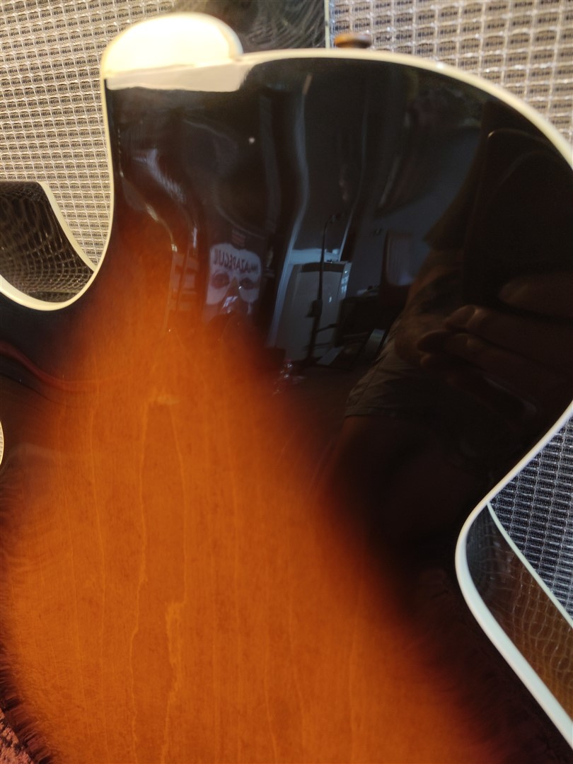 Gibson Howard Robert Fusion III 3 – 1992 – Vintage Sunburst