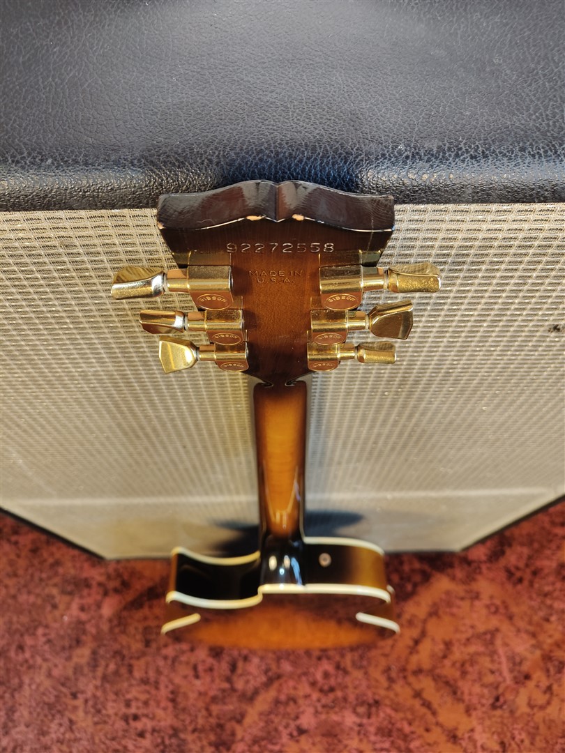 Gibson Howard Robert Fusion III 3 – 1992 – Vintage Sunburst