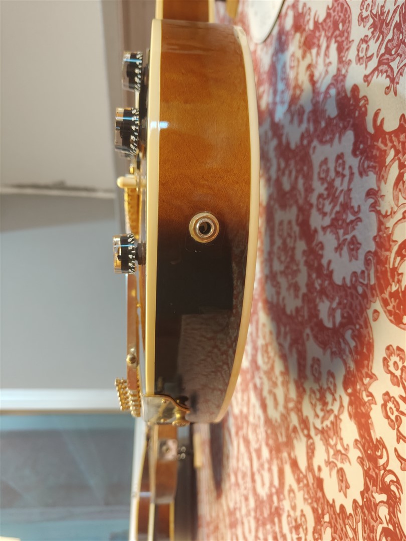 Gibson Howard Robert Fusion III 3 – 1992 – Vintage Sunburst